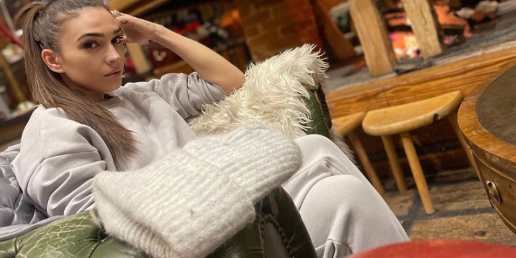 U rrёzua mbrёmё nё akull, a do e moderoj Jonida Vokshi prime-n sonte?!