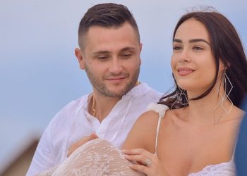 Aludohet se u divorcua nga Bes Kallaku, Xhensila Myrtezaj bën daljen e parë në publik pas lajmit: DEL VIDEO