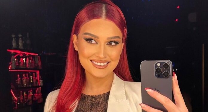 Vesa nuk e ka problem, në këtë gjendje i publikon prindërit e saj