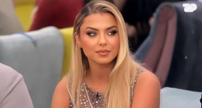 Ndoshta ju ka ikur, Rike bëri gjestin e pahijshëm në transmetim direkt gjatë debatit me banorët në BBVA