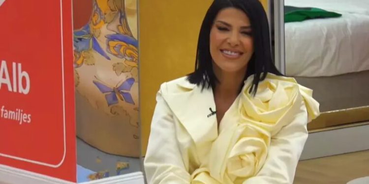 E pushuan nga puna? Nuk do ta besoni se kush është ish banorja e BBV që i merr vendin e punes Ledjonës tek “Piranjat”