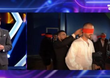 Me sytë mbyllur dhe limuzinë, Vëllai i Madh i dërgon tri çiftet tek surpriza mahnitëse që ka përgatitur