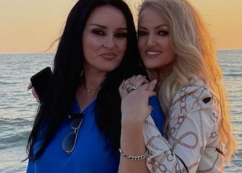 Kështu dukeshin Motrat Mustafa shumë vite më parë