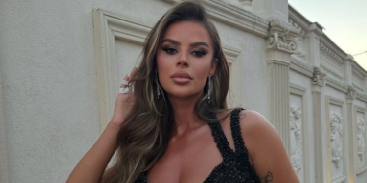 Kaq kohë pas daljes nga Big Brother, Santiana vendos që bëjë një ndryshim në pamje