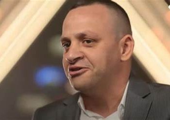 “Dashuri me shikim të tretë”, Elvis Myrta ironizon Romeon ?