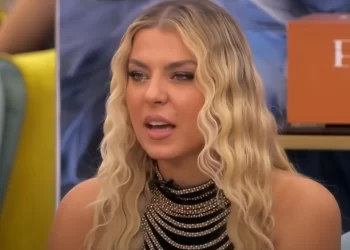 I ndodh e papritura banores së BBVA3, aksidentalisht iu shfaqen të brendshmet