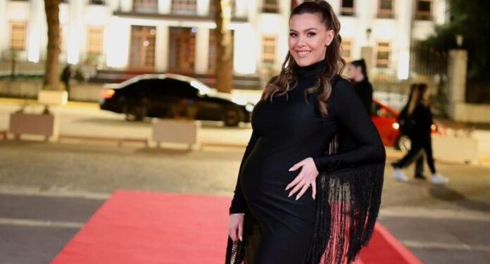 Pak para se të bëhet nënë për herë të dytë, Olta mori një vendim të rëndësishëm për veten