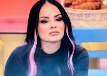 A mund ta bëni gjuhën kështu?, Sara shfaq talentin e pazakontë (VIDEO)