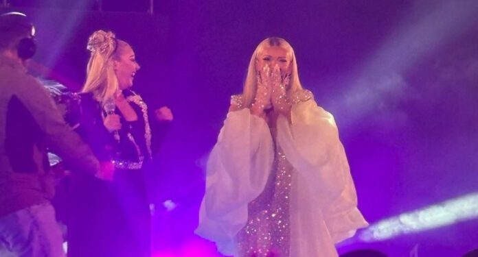 Kёtё nuk e priste! Publikohet momenti mё i sikletshёm i Edona James mbrёmё / Publiku e brohoriti me emrin …