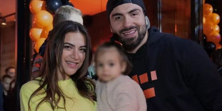 “Mos i besoni askujt!”- Sara Hoxha ‘thumbon’ publikisht Ledrin