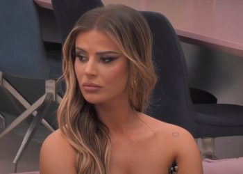 Pёr herё tё parё shfaqet nё publik me tё dashurin , Santiana Maloku