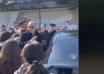 Lumbardhi dhe Kaderi ‘vërshohen’ nga fansat në Viti (VIDEO)