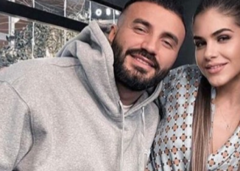 Dj Pm uron para kohe Sarën për Shën Valentin