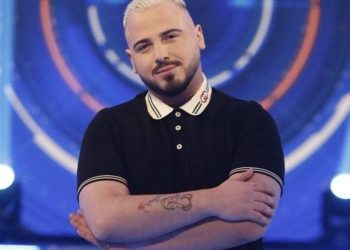 “Moderatori më i dobët në ekran, i paaftë…” / Nuk kursehet gazetarja, flet hapur për Ronaldo Sharkën!