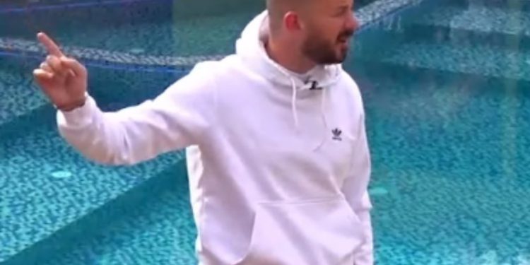 Çfarë ndodhi në shtëpinë e BBV? Romeo ‘kërcënon’ banorët: Do hedh ushqimin në pishinë nëse…