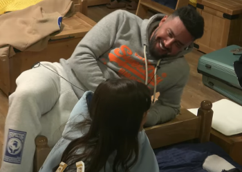 “Do të më bësh xheloz”- Xhesika ngacmon Robertin për Ditean