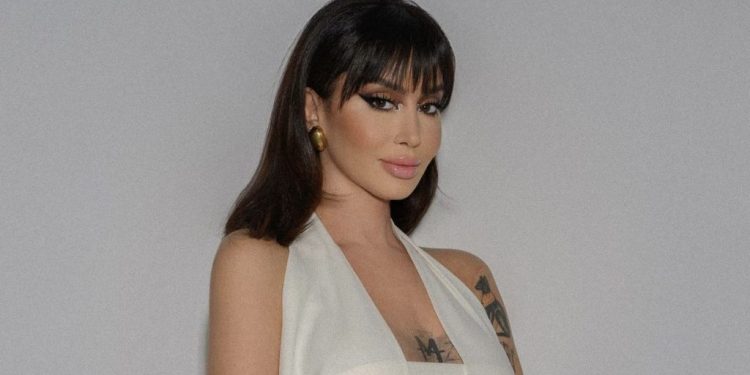 Dafina Zeqiri në pritje të ëmbël? (Foto)