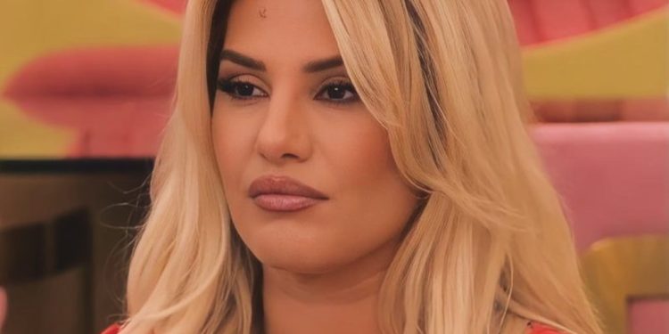 ‘Për 10 vite nuk kam fjetur me një burrë në krevat’, ‘Më kishte munguar një puthje’, Ilnisa flet për jetën intime