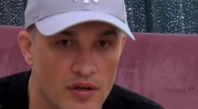 “Ke vlera si njeri”/ Jetmiri i tregon Julit se çfarë pëlqen tek ai