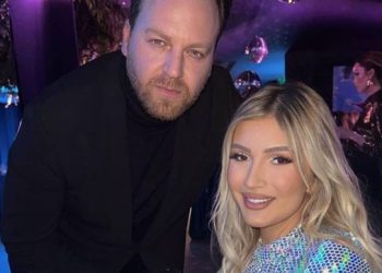 Ledioni shfaqet si për “Big Brother”, ja reagimi epik i Sarës: Ka ngatërruar…