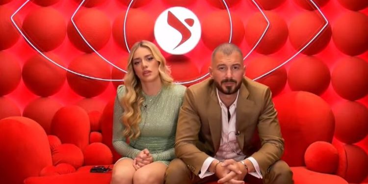 Pajtohen Romeo dhe Heidi? Puthje dhe përqafime mes dyshes