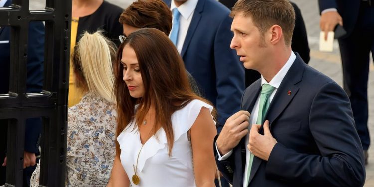 Publikohet videoja e rrahjes, britma dhe dhunë mes Leka Zogut dhe Elia Zaharias