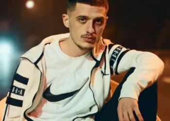 Habit me deklaratën Bardhi: “Foton e nënës…”