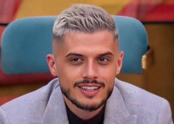 Bardhi reagon për herë të parë, publikon foto nënën e shtritë