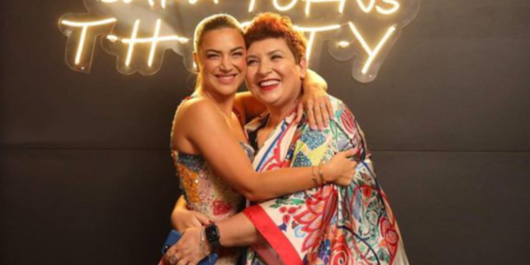 Të ndarë apo jo? E ëma e Ledrit zbulon si i ka sot raportet me Sarën