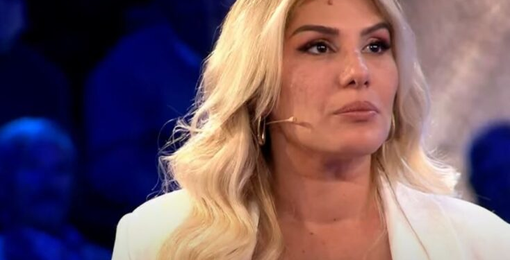 Pas diskutimit në shtëpi,reagon ish-banorja: Xhelozi kam për ëndrrat tuaja!