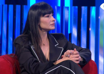 Zhaklin Lekatari dërgon një mesazh në BBV3, e quan “kampion” banorin e preferuar