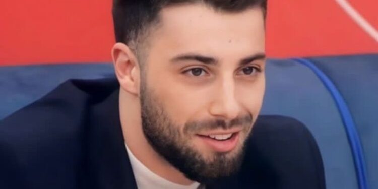 Meritoni këshillon Romeon: Kujdes, duan të të nxjerrin nga loja