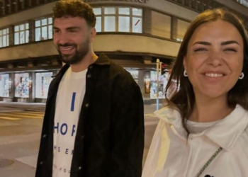 Sara konfirmon ribashkimin me Ledrin? Bën veprimin e papritur në rrjete sociale