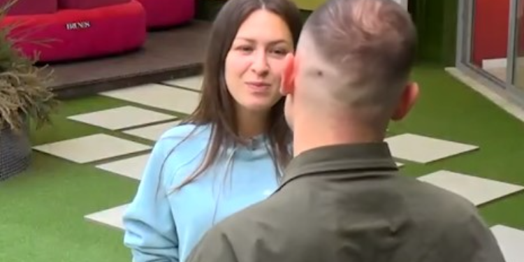 “Ta kam kapur mirë lojën”/ Kriset shoqëria mes Françeskës dhe Gracianos?