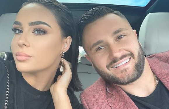 “Kërkesa për divorc është bërë nga Bes Kallaku, shkak tradhtia? A mos ndoshta është reperi I njohur NOI..