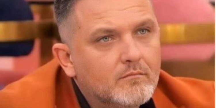 Kaq e bukur qenka gruaja e Jul Dedes