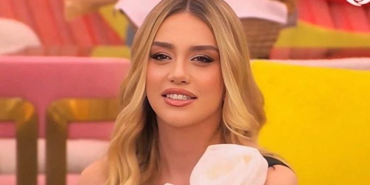 Platforma “Big Love”, fansja akuzon produksionin se i kanë ndryshuar banorin që zgjodhi!