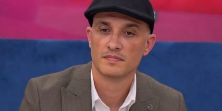 ‘Nesër marr valixhen dhe iki’/ Çfarë po paralajmëron Jetmiri?