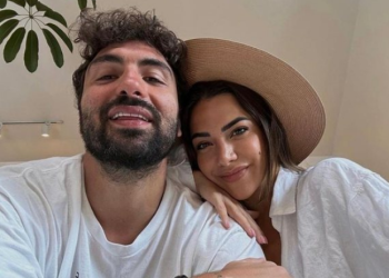 Plane për një fëmijë të dytë? Sara Hoxha tregon pse nuk ka postuar foto me Ledri Vulën dhe tatuazhin me shkronjën “L” që ka fshirë