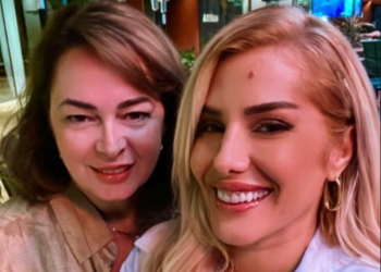 ‘Sapo filluam, prisni!’/ Çfarë po ‘thur’ Ilnisa dhe Julia?