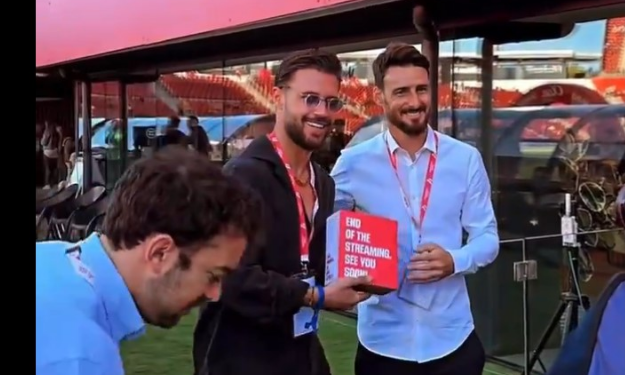 Legjenda e Bilbaos i bën dhuratë Lumbardh Salihut