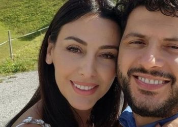 Poezia e Ermalit për Amin do t’ju bëjë të besoni tek dashuria!