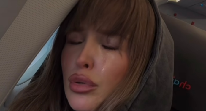 Tuna shfaqet duke qarë, çfarë i ka ndodhur artistes?