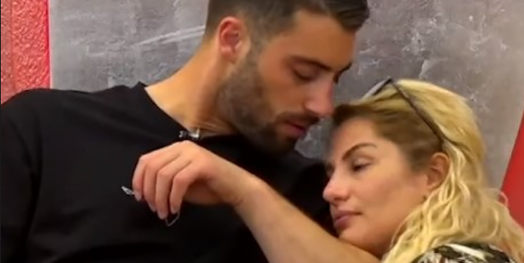 Meritoni bisedon me Françeskën: Ilnisën e adhuroj!