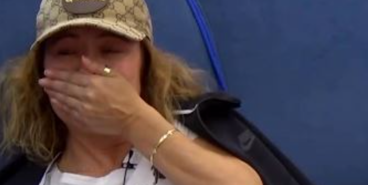 Shpërthen në lot! Egla Ceno merr mesazhin prekës nga nëna e saj