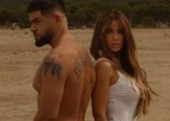 Çfarë po ‘kurdisin’ kësaj here? Xhensila dhe Noizy kapen ‘mat’ në studio (Foto)