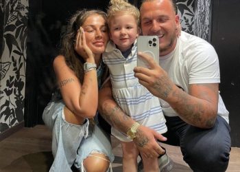 Kopje e…/ Nëpërmjet kësaj FOTO-je, Loredana zbulon sa shumë qenka rritur Hana