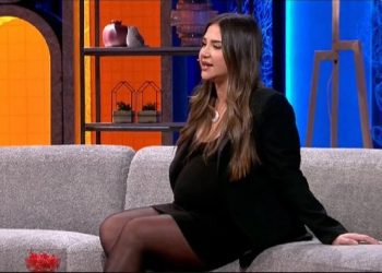 Kiara publikon pamjet me barkun e rrumbullakosur, Luizi i bën komentin epik