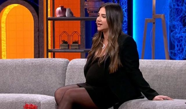 Kiara publikon pamjet me barkun e rrumbullakosur, Luizi i bën komentin epik