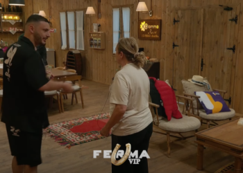 Dijonisi: E kanë pushtuar demonët, kërcen natën para pasqyrës